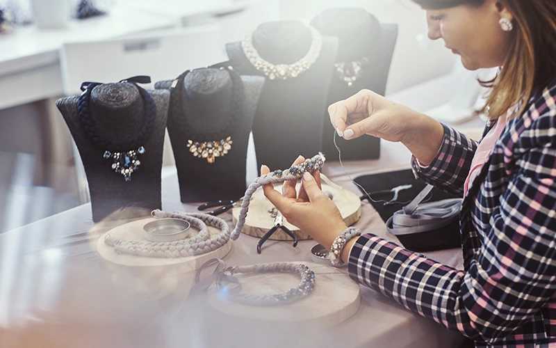 Diamonds Are Forever: How A Specialty Jeweler Modernized Customer Experience Through Scheduling